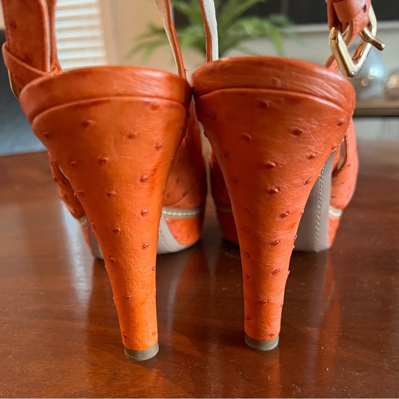 Prada leather sling backs - Picture 4 of 8